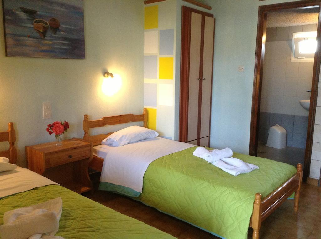 Studios Lalu Skiathos Town Exterior photo